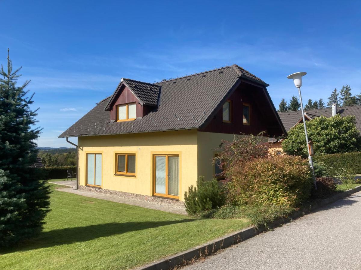 Villapark Lipno Dreams - Pet Friendly Lipno nad Vltavou Exterior photo